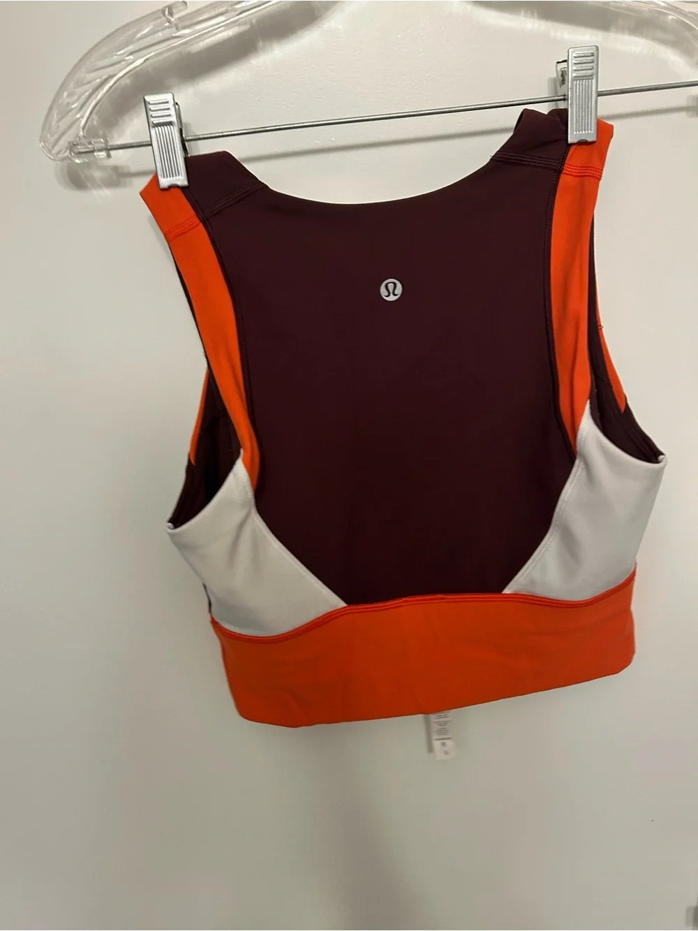 Lululemon Kick Serve Sweat Bra in a tri-color Bordeaux Drama and Orange size 6